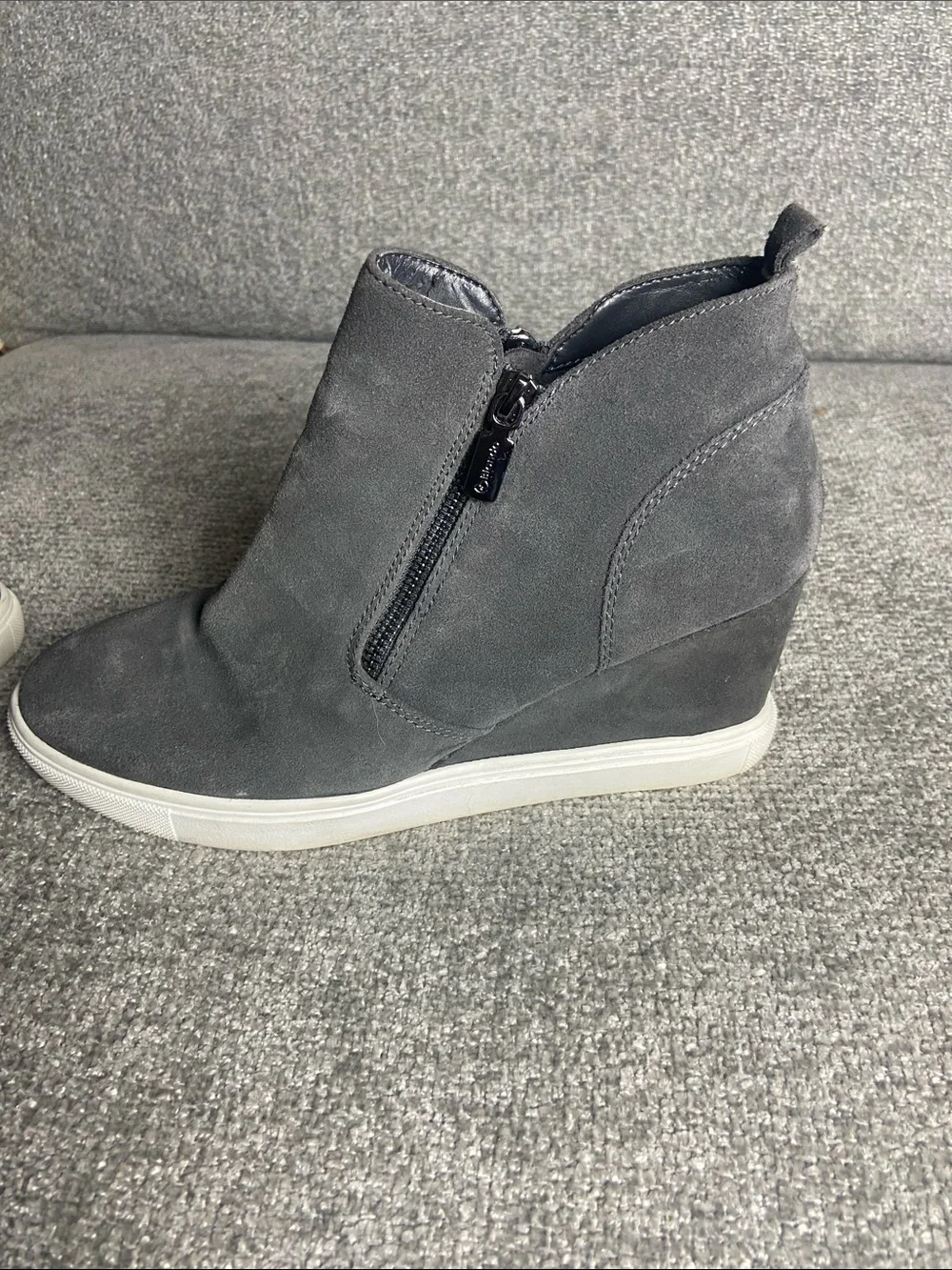 Blondo Gray Suede Wedge Sneaker Boot with Side Zip waterproof womens 10 M